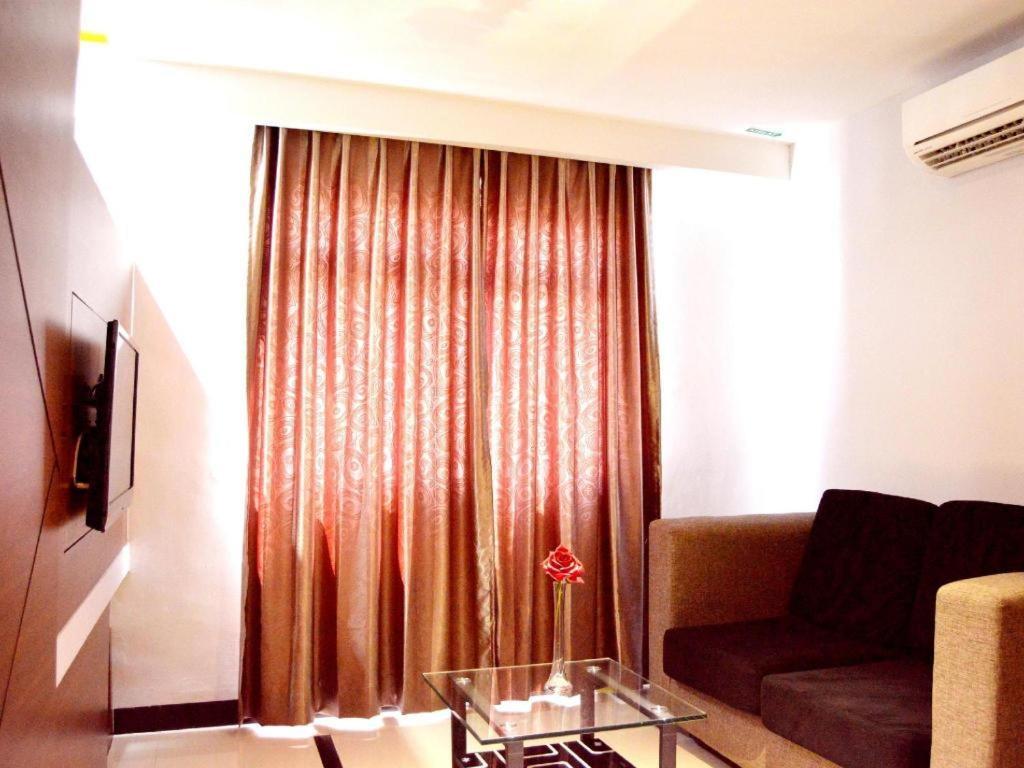 89 Hotel Batam Nagoya Exterior photo